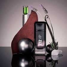 Perfume Carolina Herrera 212 Vip Black Tradicional 100 mL